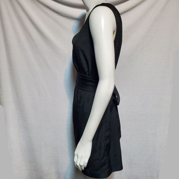 Gap Black Dress that Ties in the Back (2) - Picture 3 of 5